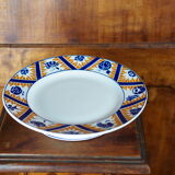 Plat à gâteau en faïence à motif de fleurs, nuages et flammes, orange et bleu - Orchies - 50s
