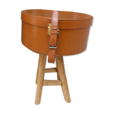 Old hat in leather box