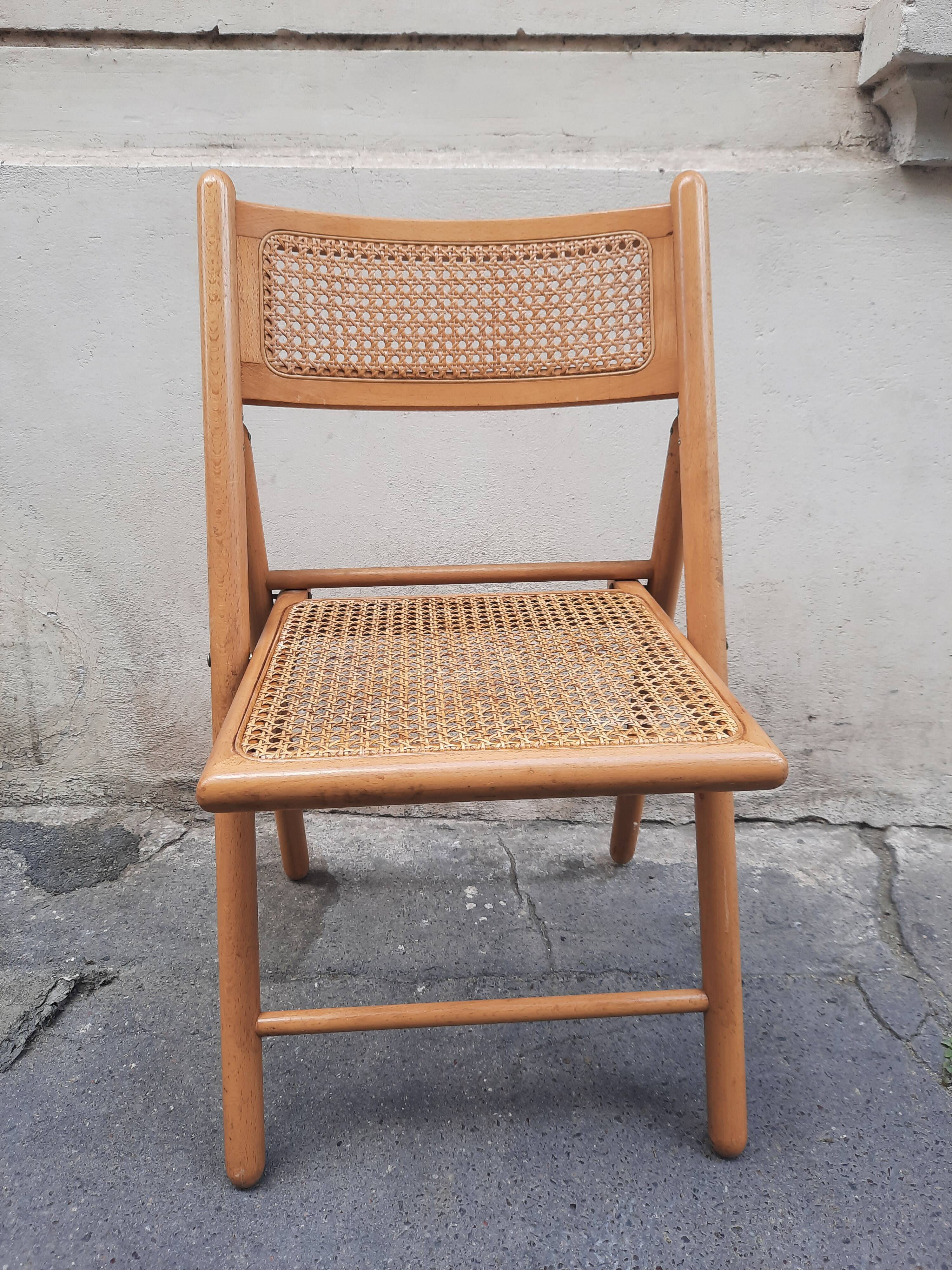 Folding chair