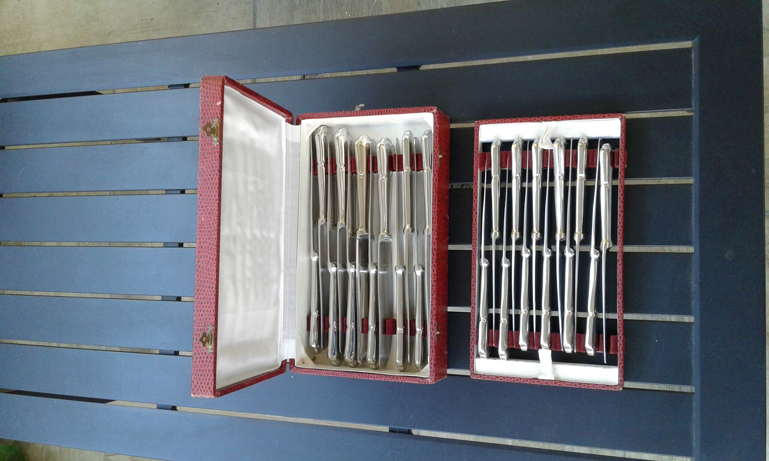 box of 24 stainless steel knives