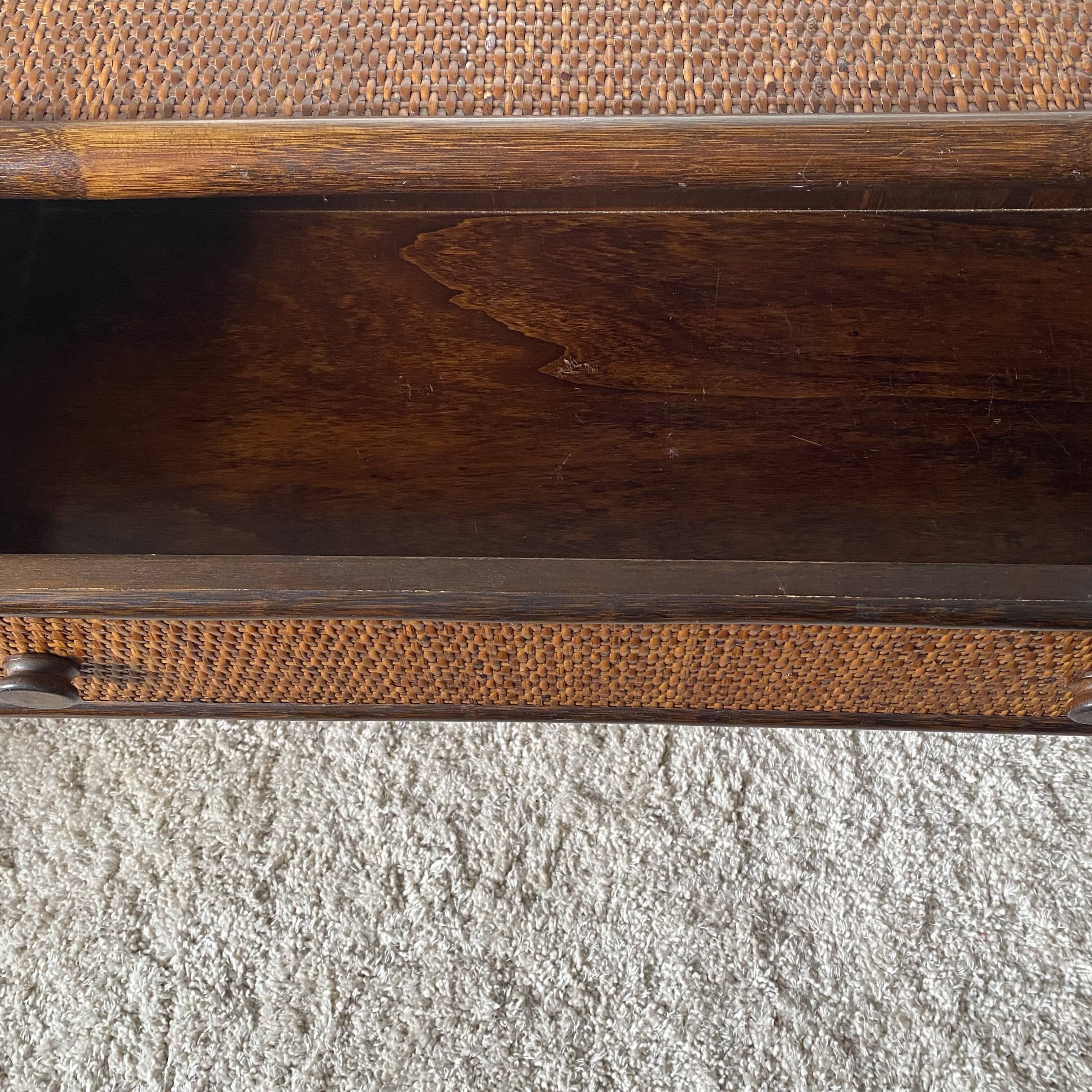 Commode en rotin et bambou Maugrion Roche Bobois
