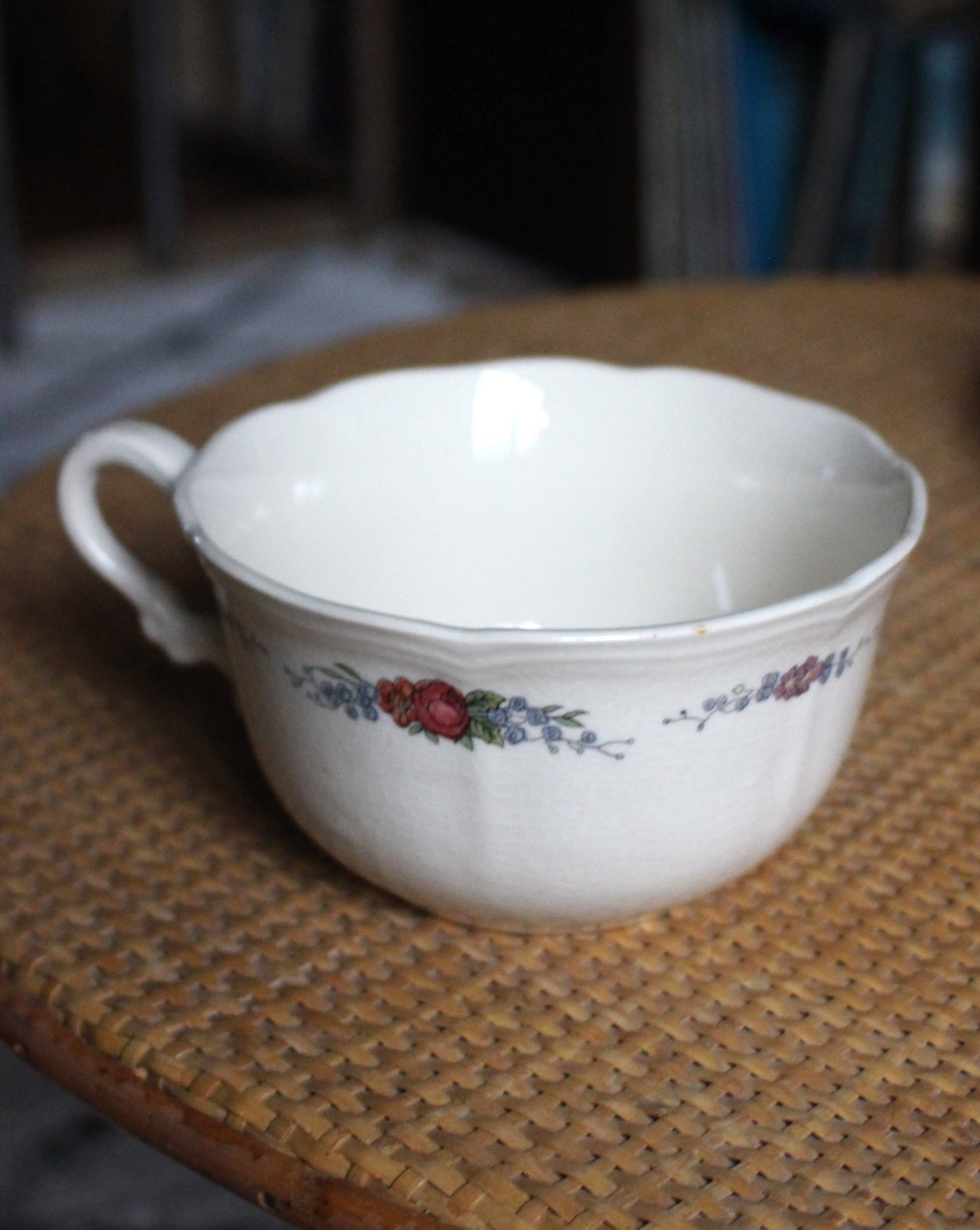 Ecru cup with flowers Alsace Sarreguemines pottery