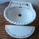 Lave mains et sa tablette en porcelaine
