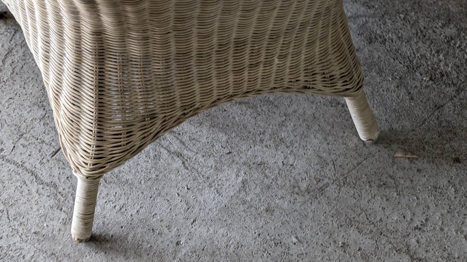 Vintage rattan lounge