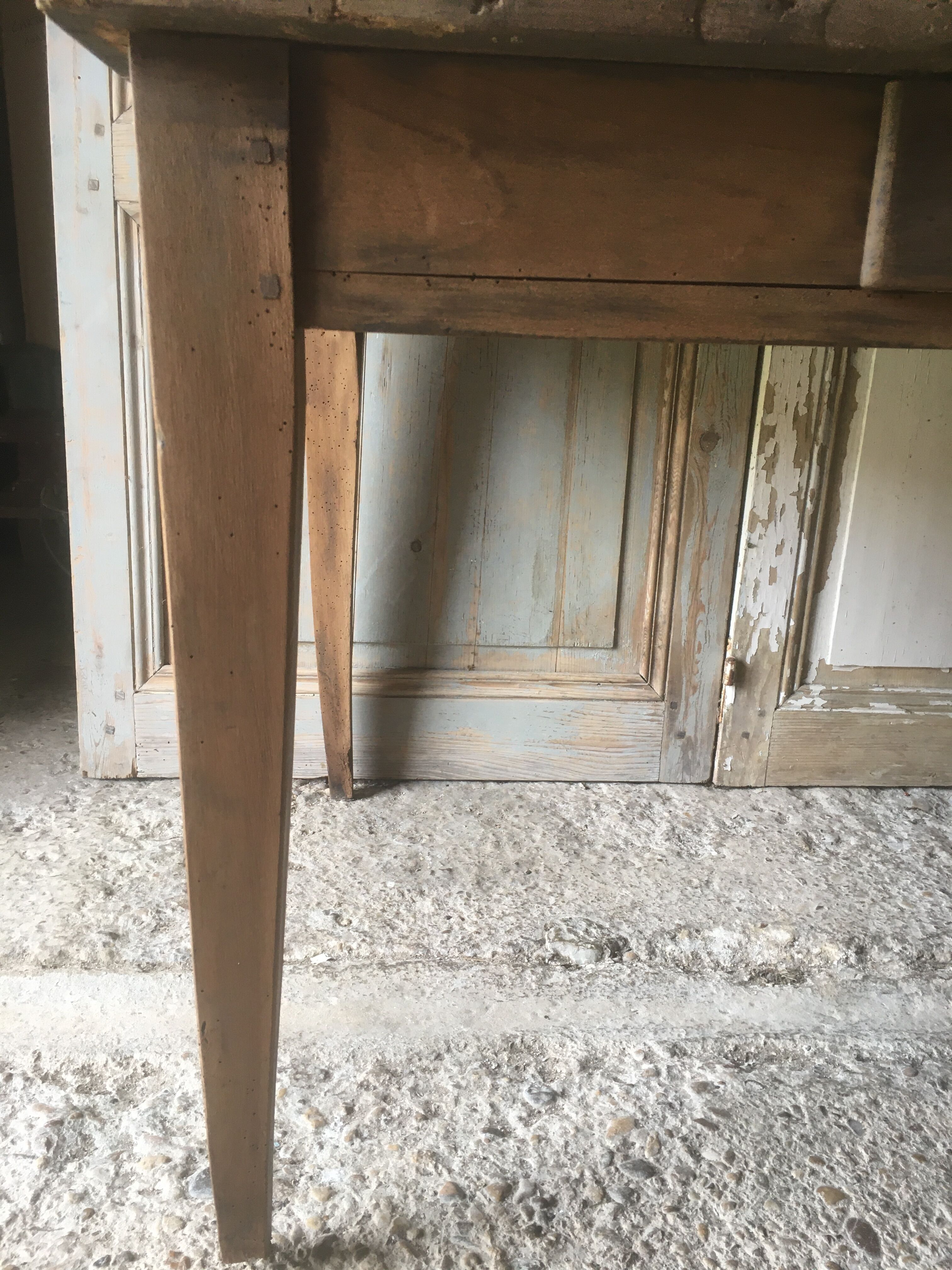 Farmhouse table with raw wood drawer