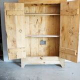 Armoire ancienne