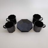 Set of 4 coffee cups and their black saucers Octime Arcoroc