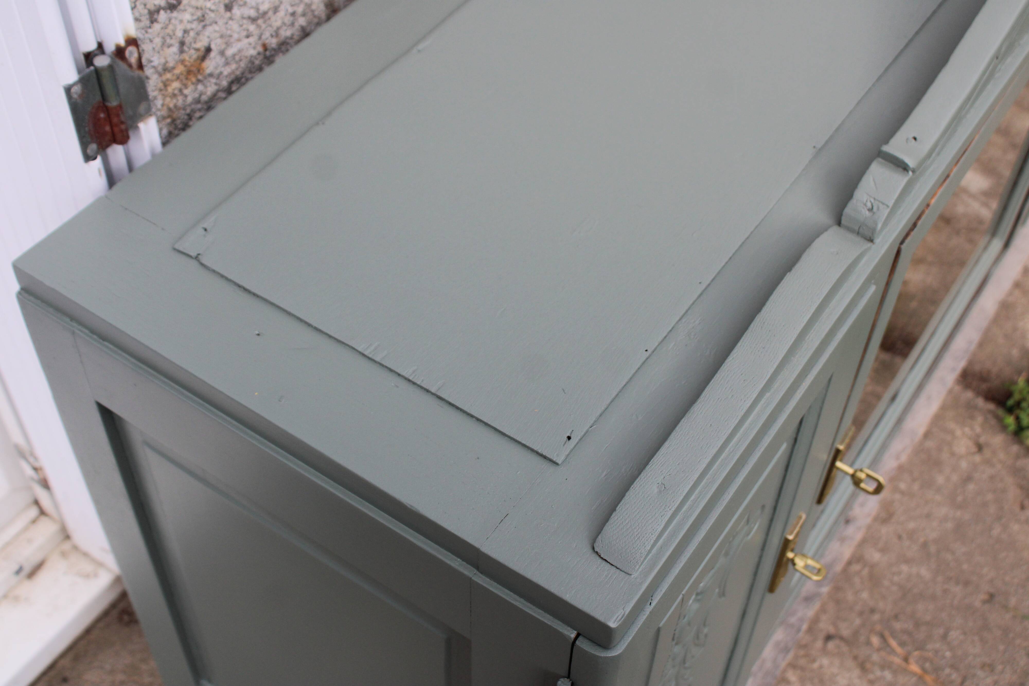 Renovated vintage sideboard with khaki paint – Haussmann chic & bohemian style