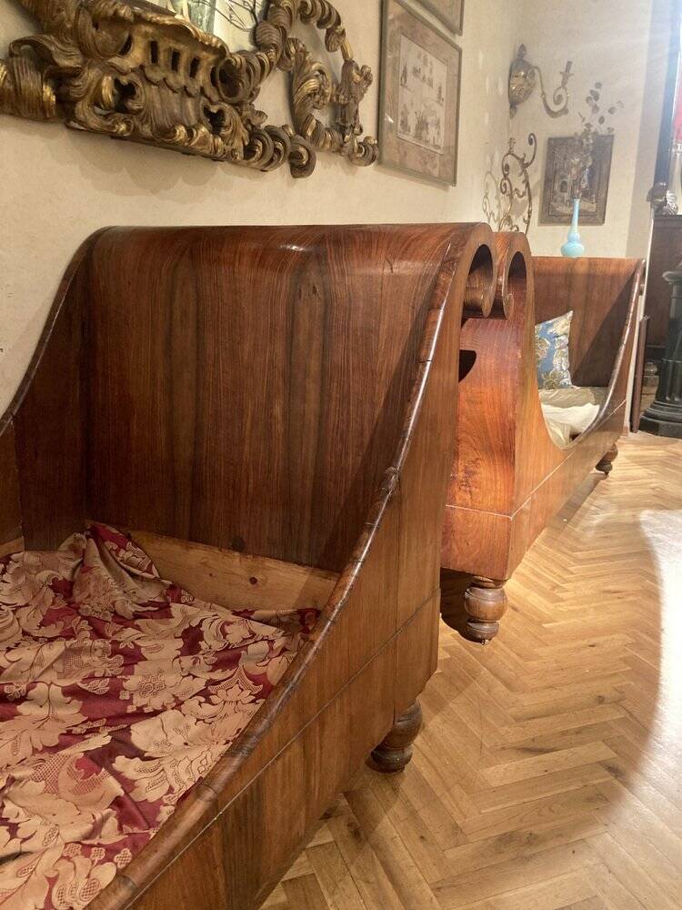 Set of 19th Century Italian Empire Flamed Walnut Sleigh Beds or Daybeds