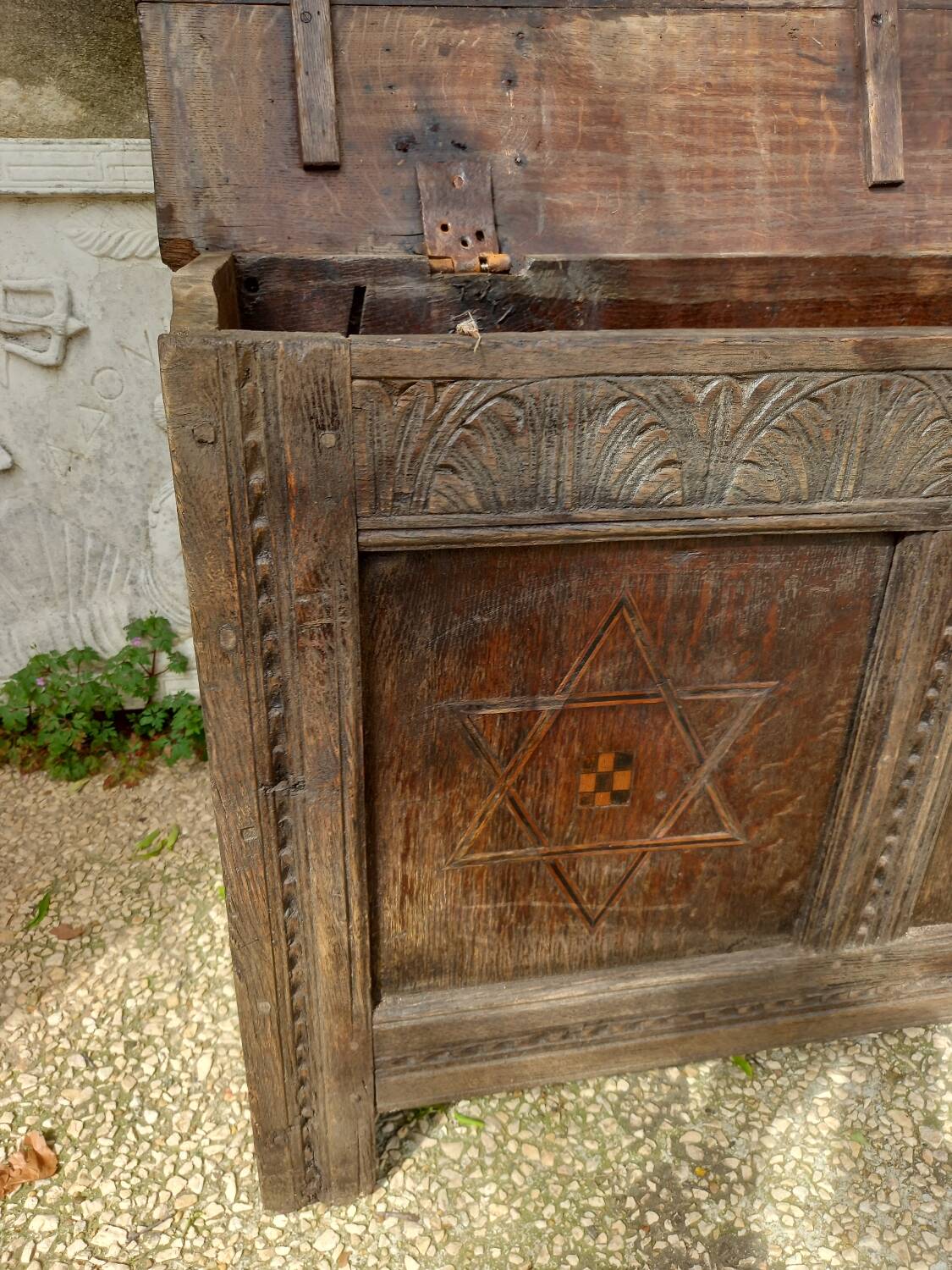 Large 17th century oak chest