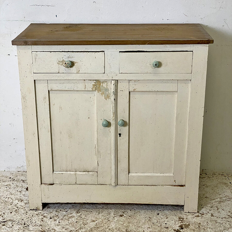 Buffet parisien vintage années 50