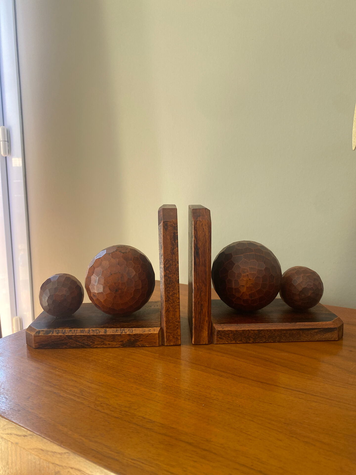 Paire de serres-livres boules