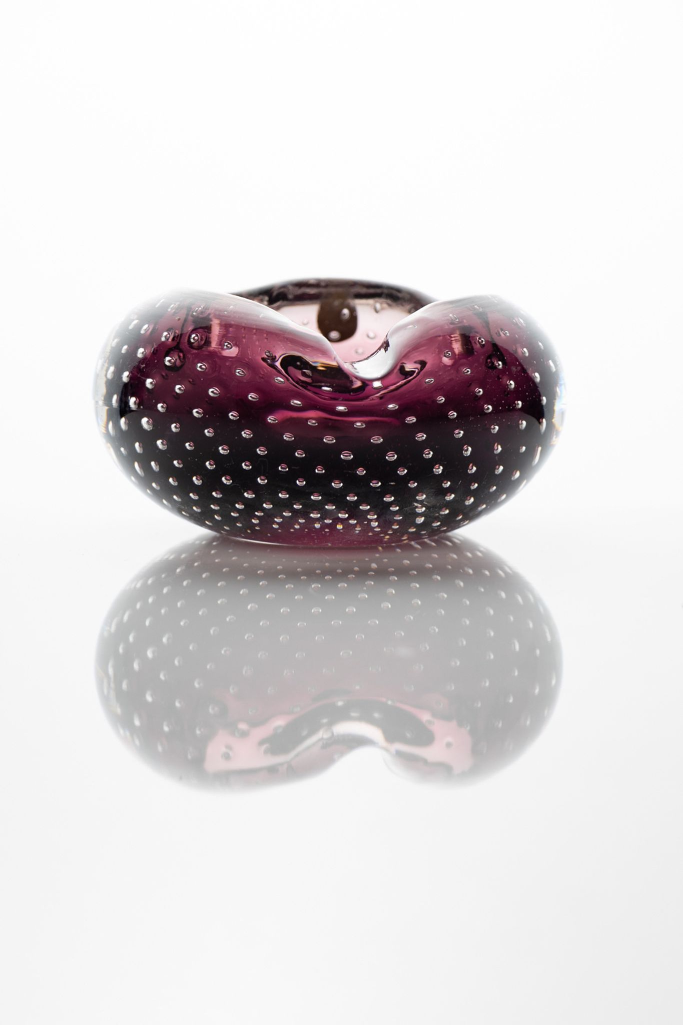 Cendrier en verre à bulles
