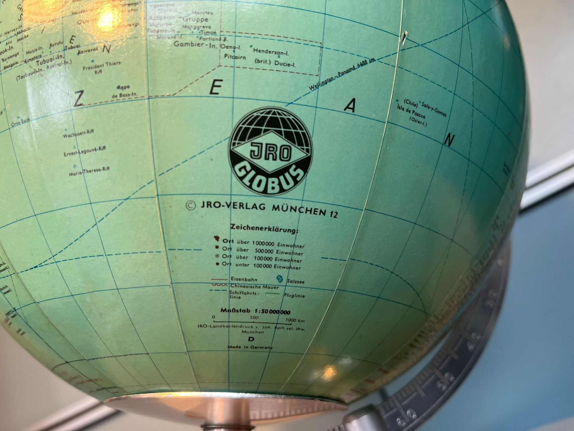 Globe terrestre JRO LUMINEUX 1960