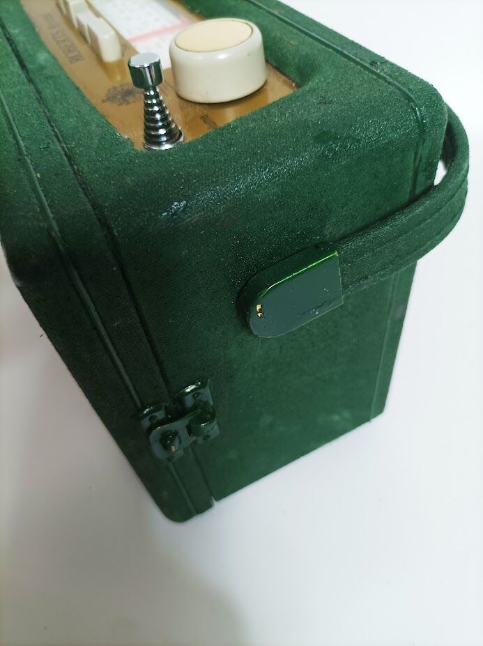 Radio Roberts Revival vintage 1950/60 analog AM/FM/LW Rare!