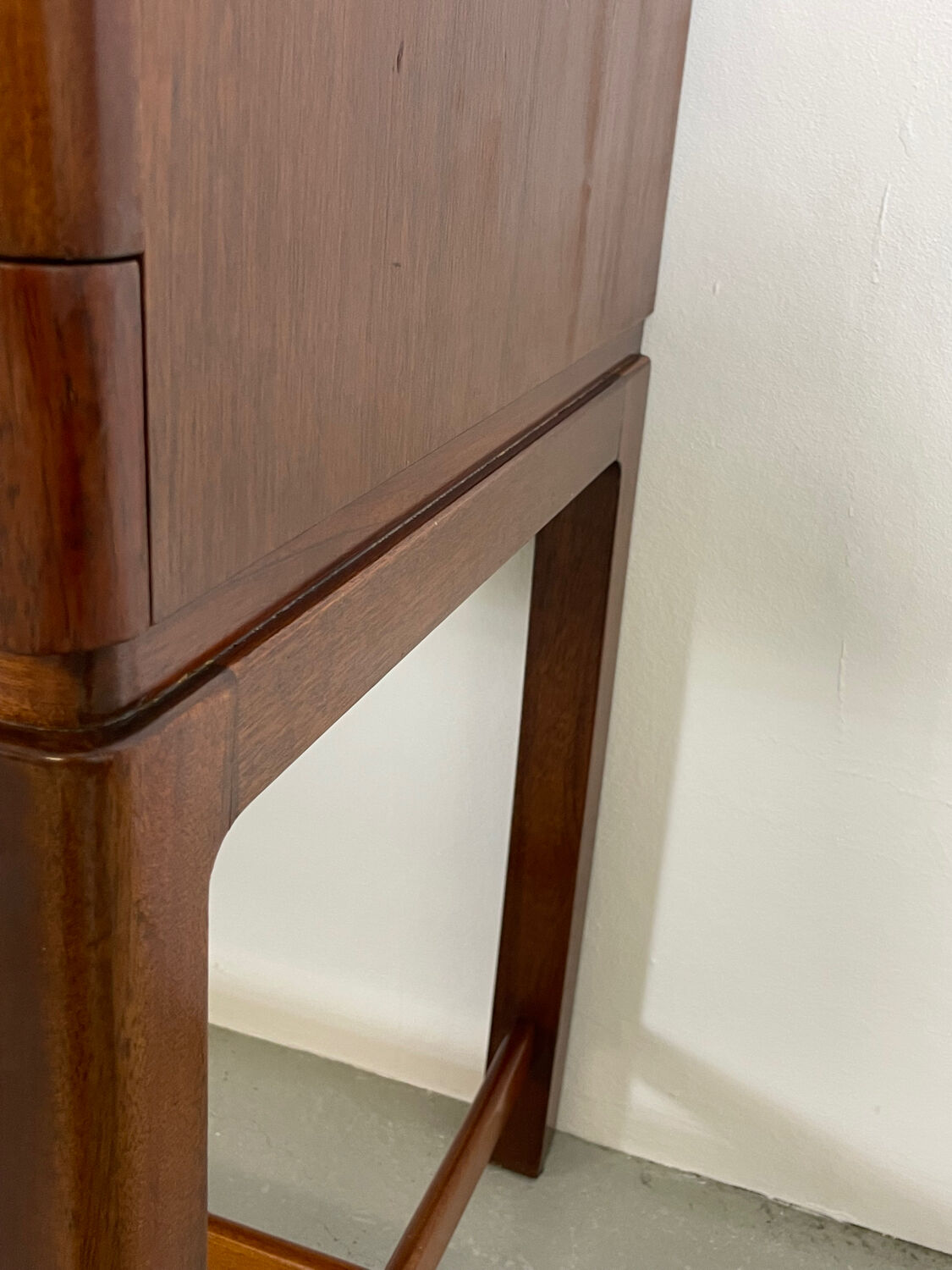 Danish console with drawers in mahogany 1940s
