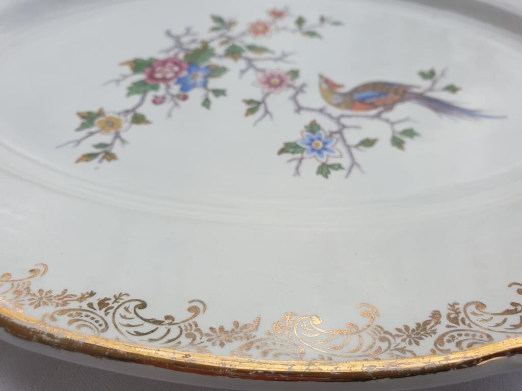 Vintage oval bird bird adorned Opalor dish