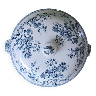 Small Giens "Fleurette" soup tureen Gold Medal