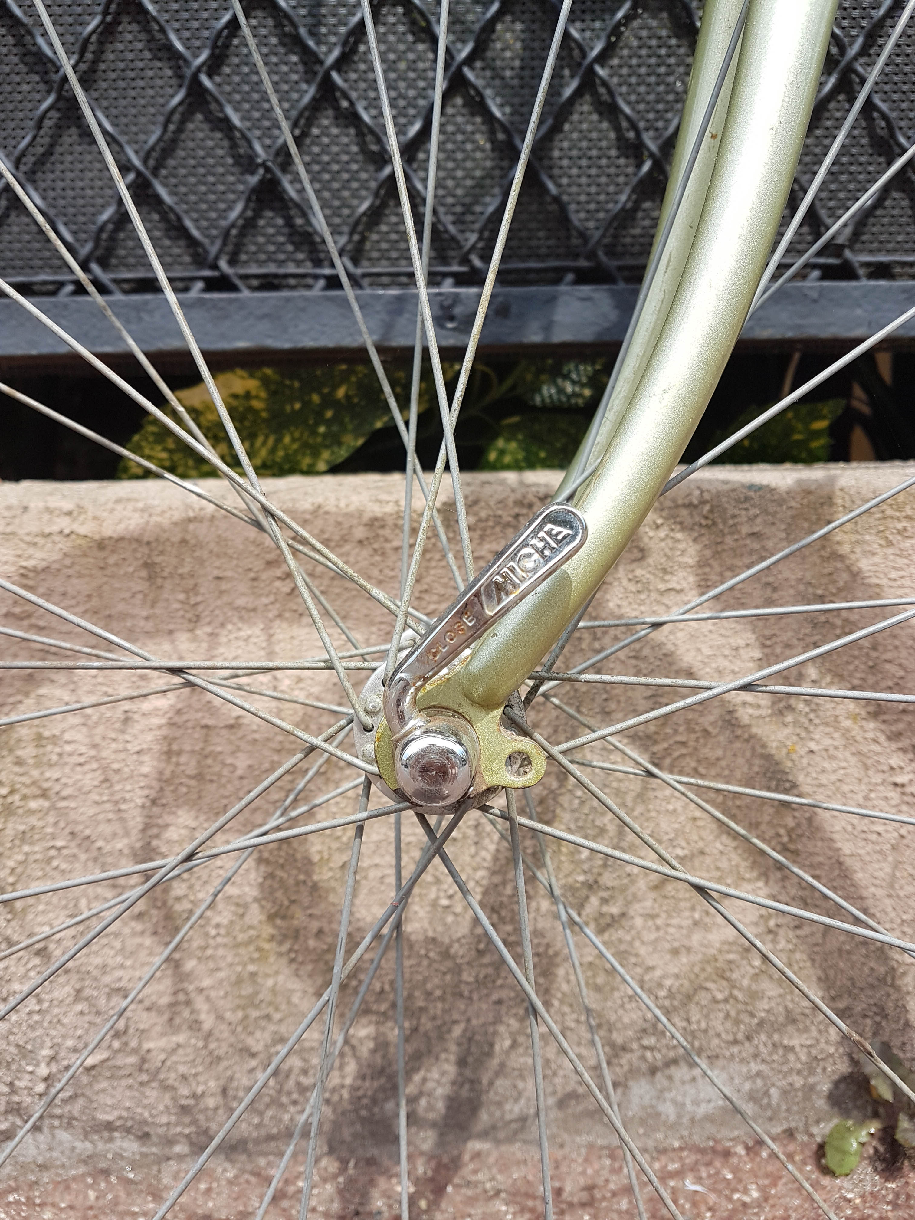 Vélo de course vintage Motobecane vert