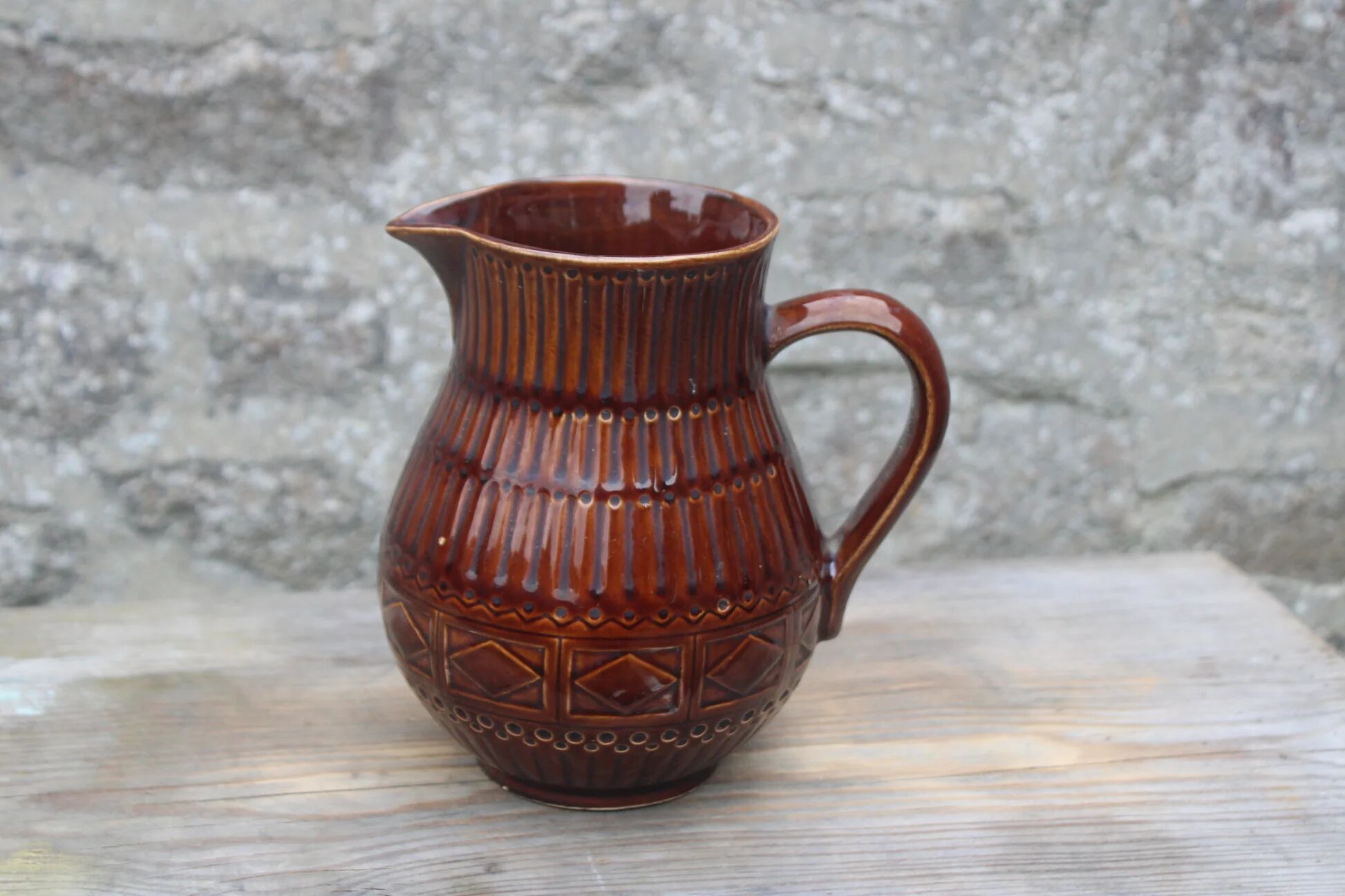 Superb vintage Digoin Sarreguemines jug in brown glazed ceramic.