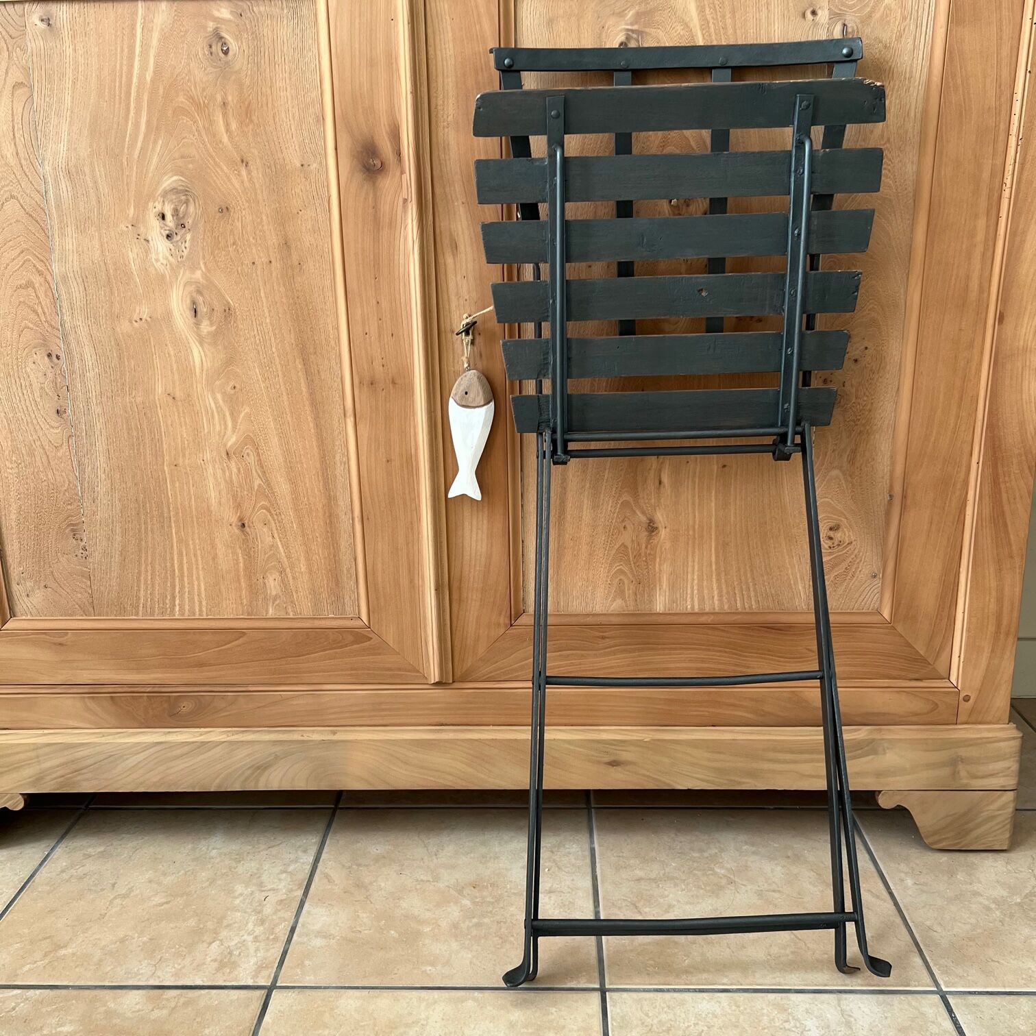 Chaise bistrot ancienne restaurée