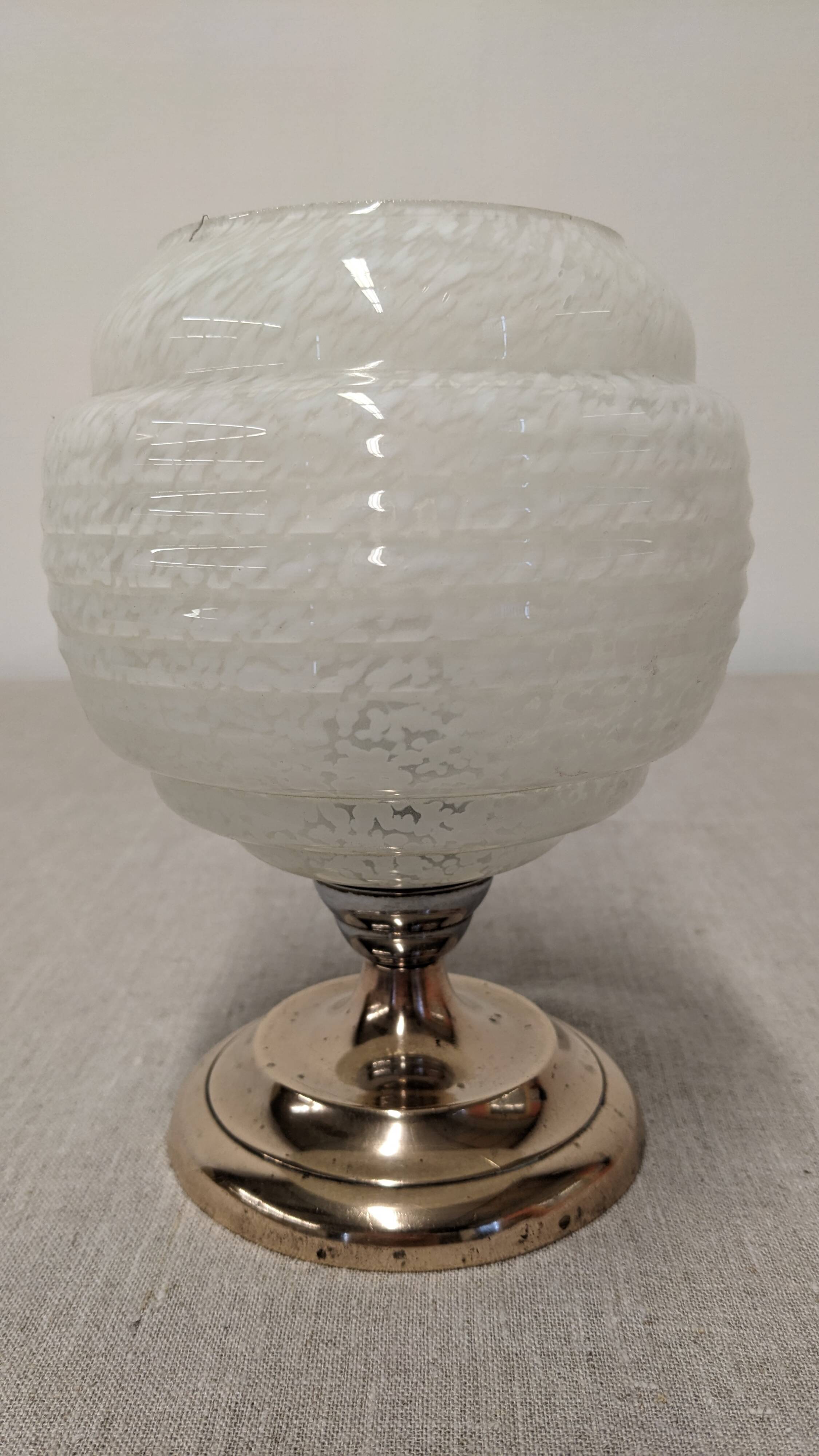 Art Deco bedside or ambient lamp in glass from Clichy, France, circa 1920.