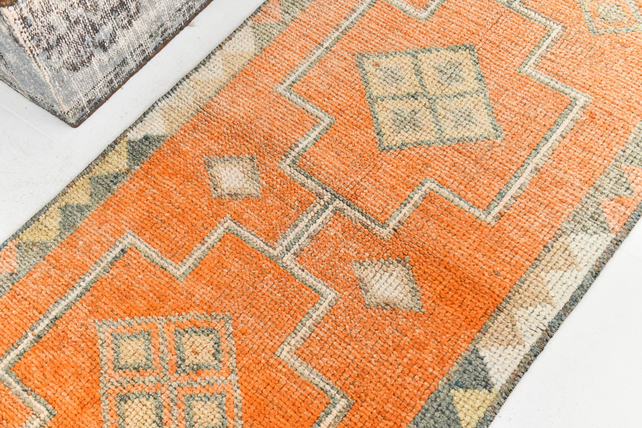 3x11 Vintage Runner Rug, 88x319Cm