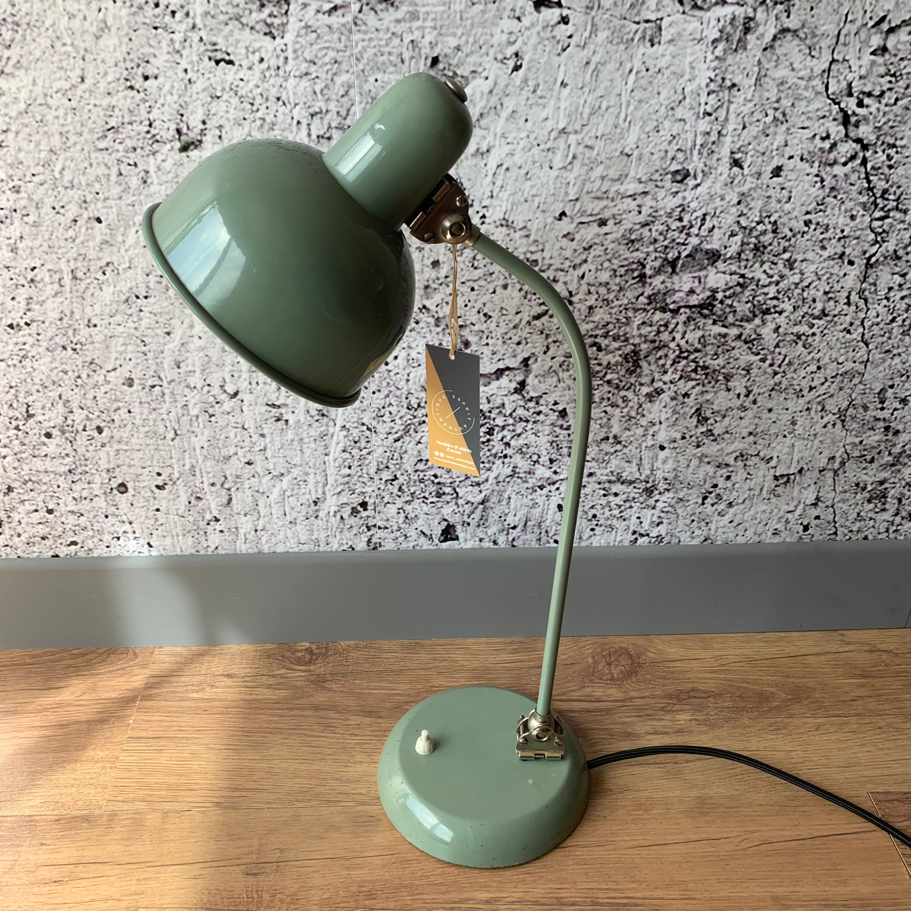 Industrial lamp
