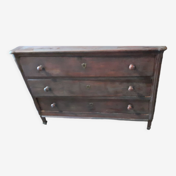 Oak chest of drawers