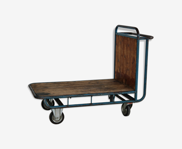 Chariot de transport industriel