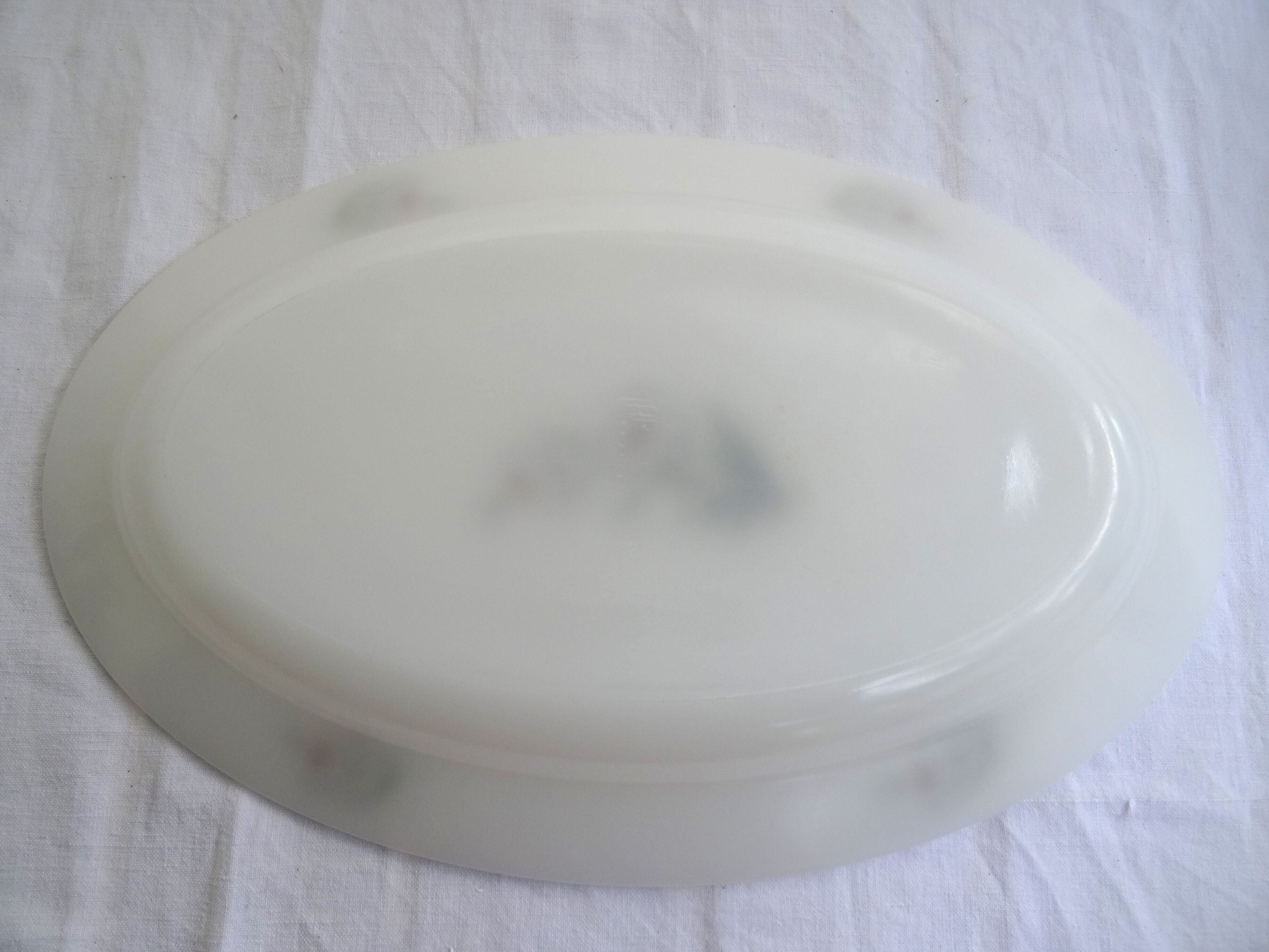 Arcopal daisy oval dish