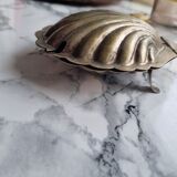 Shell butter dish