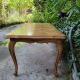 Louis XV coffee table in oak and cherry marquetry.