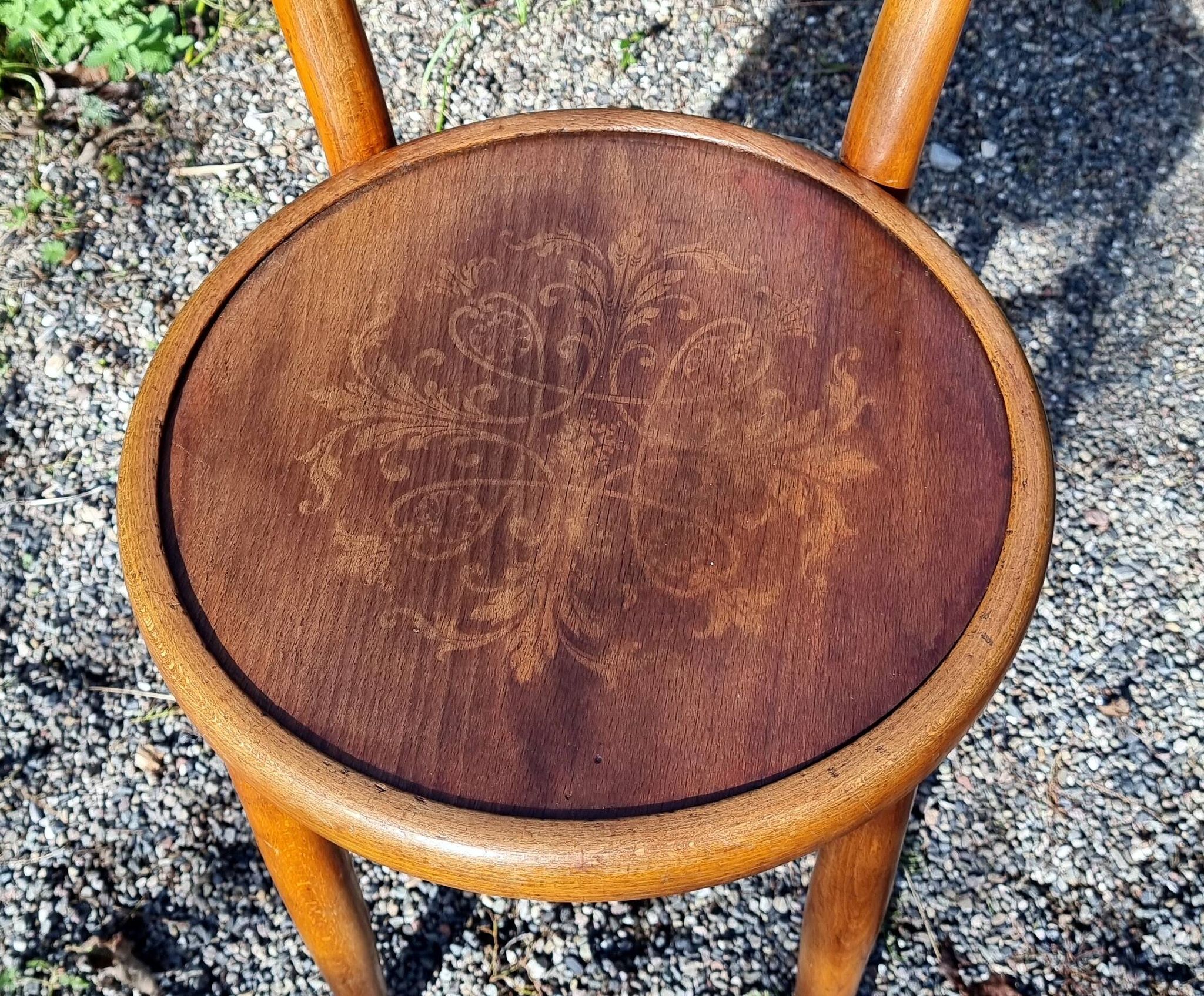 Bistro chair n°14 Horgen-Glarus Switzerland 1900 ca art nouveau seat