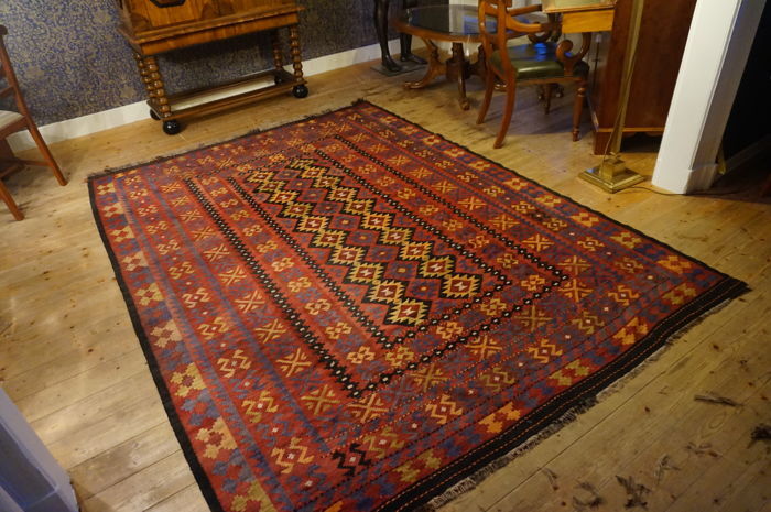 Kilim carpet 200 x 282 cm