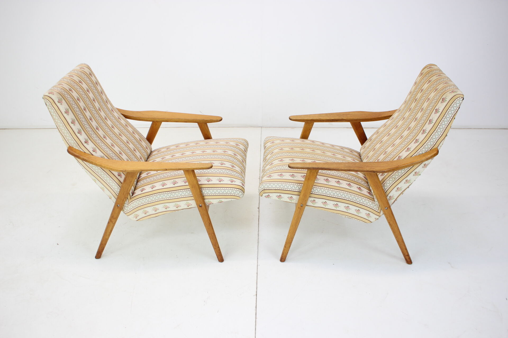 Paire de fauteuils du milieu du siècle des années 1960, Tchécoslovaquie
