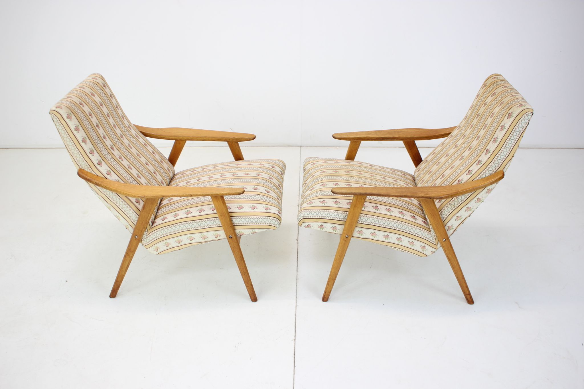 Paire de fauteuils du milieu du siècle des années 1960, Tchécoslovaquie