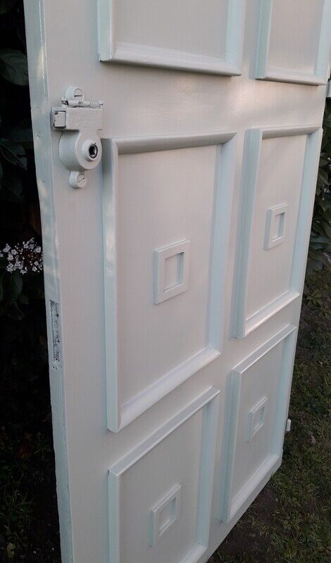 Door 231,5x94,5cm of communication formerly landing