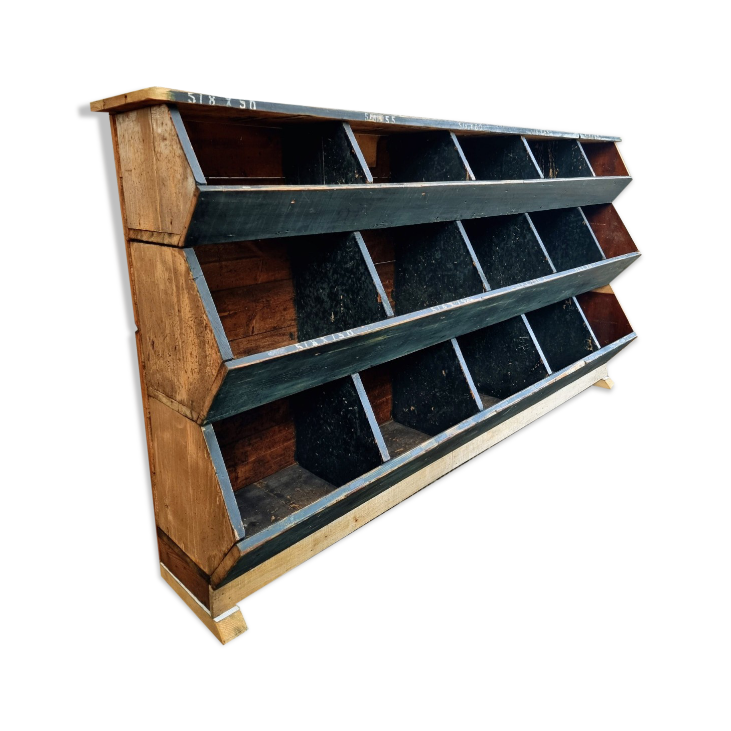 Old grutter cabinet shop cabinet