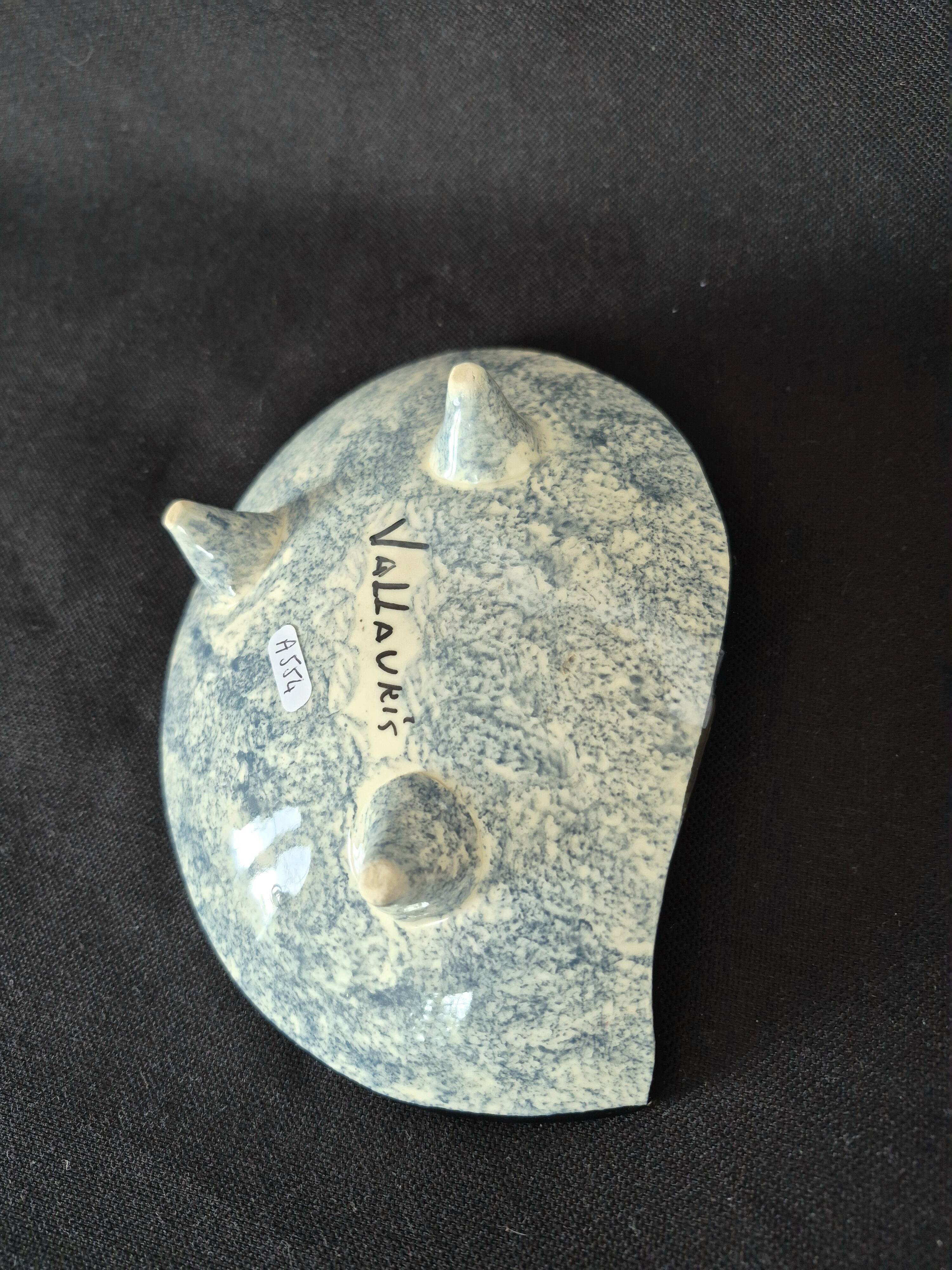 Vallauris empty pocket bowl A554