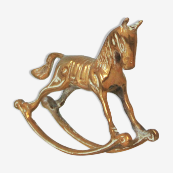 Figurine en bronze doré Cheval à bascule