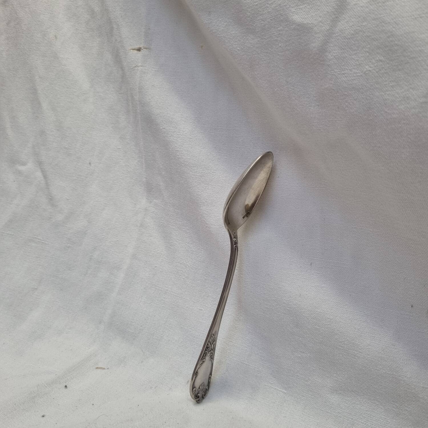 6 Art Deco silver teaspoons