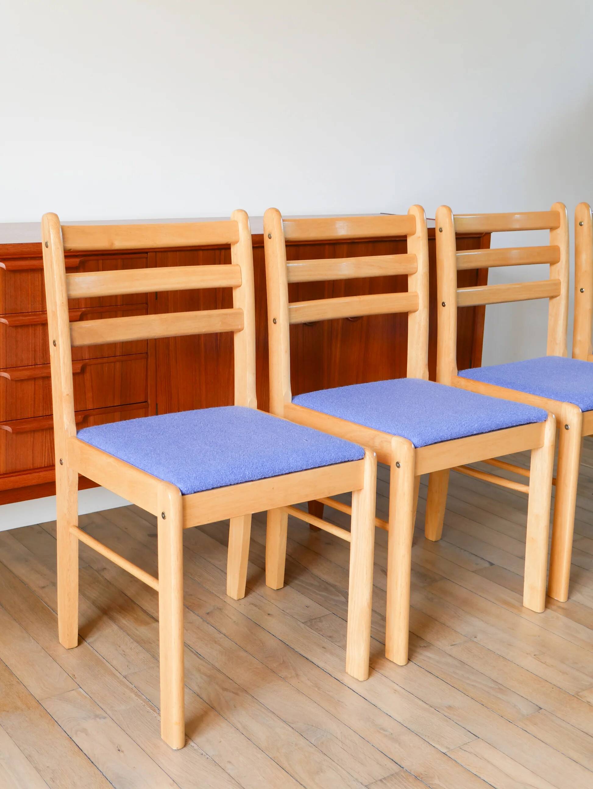 Set of 4 solid pine chairs, reupholstered in ocean blue wool, 1980.
