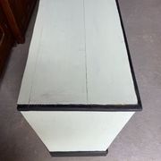 Green chest of drawers 3 drawers