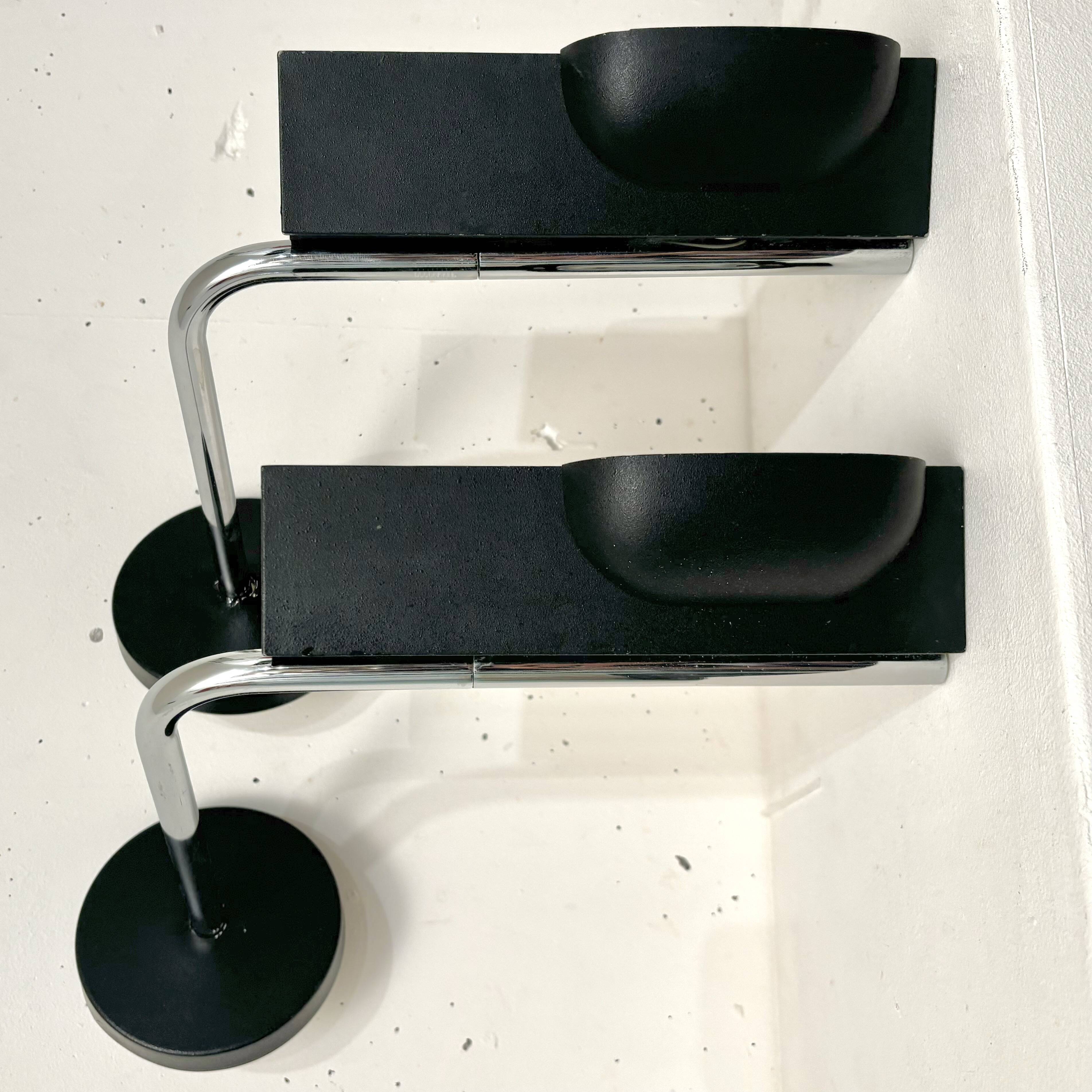 Pair of Camera terra wall lights, Ernesto Gismondi, Artemide 1980