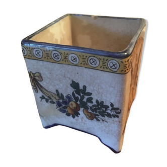 Cache-pot XIX