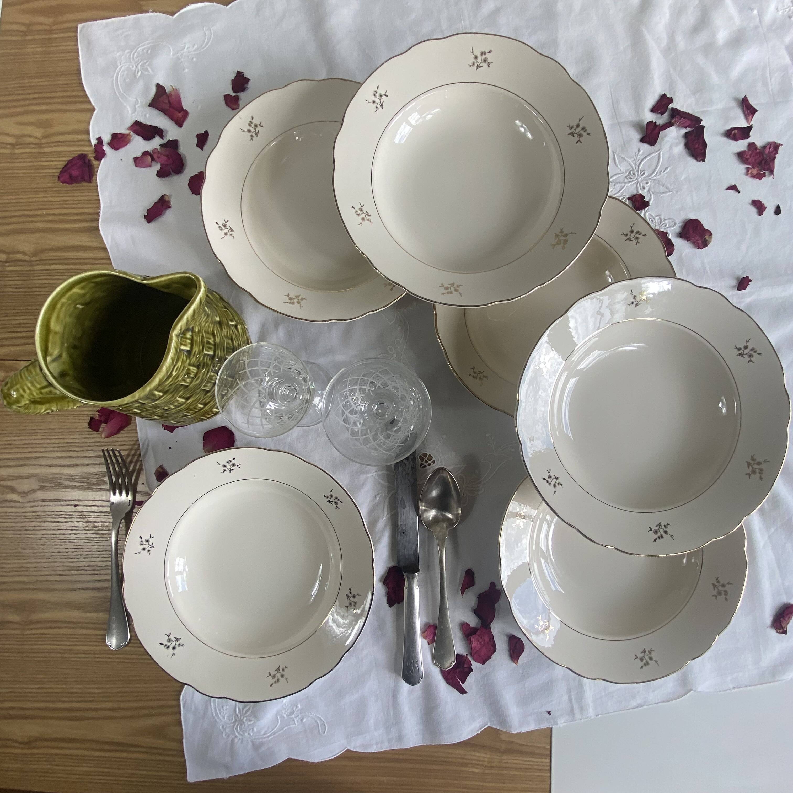 6 antique cream and gold earthenware deep plates by Villeroy and Boch.