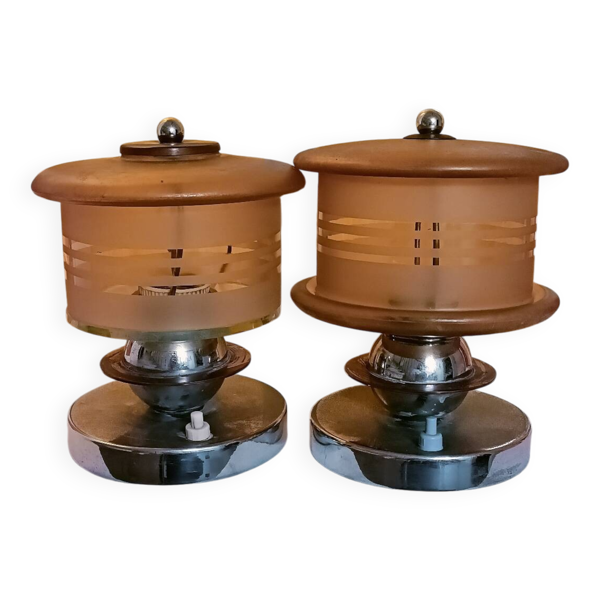 Paire de lampes lampions assorties