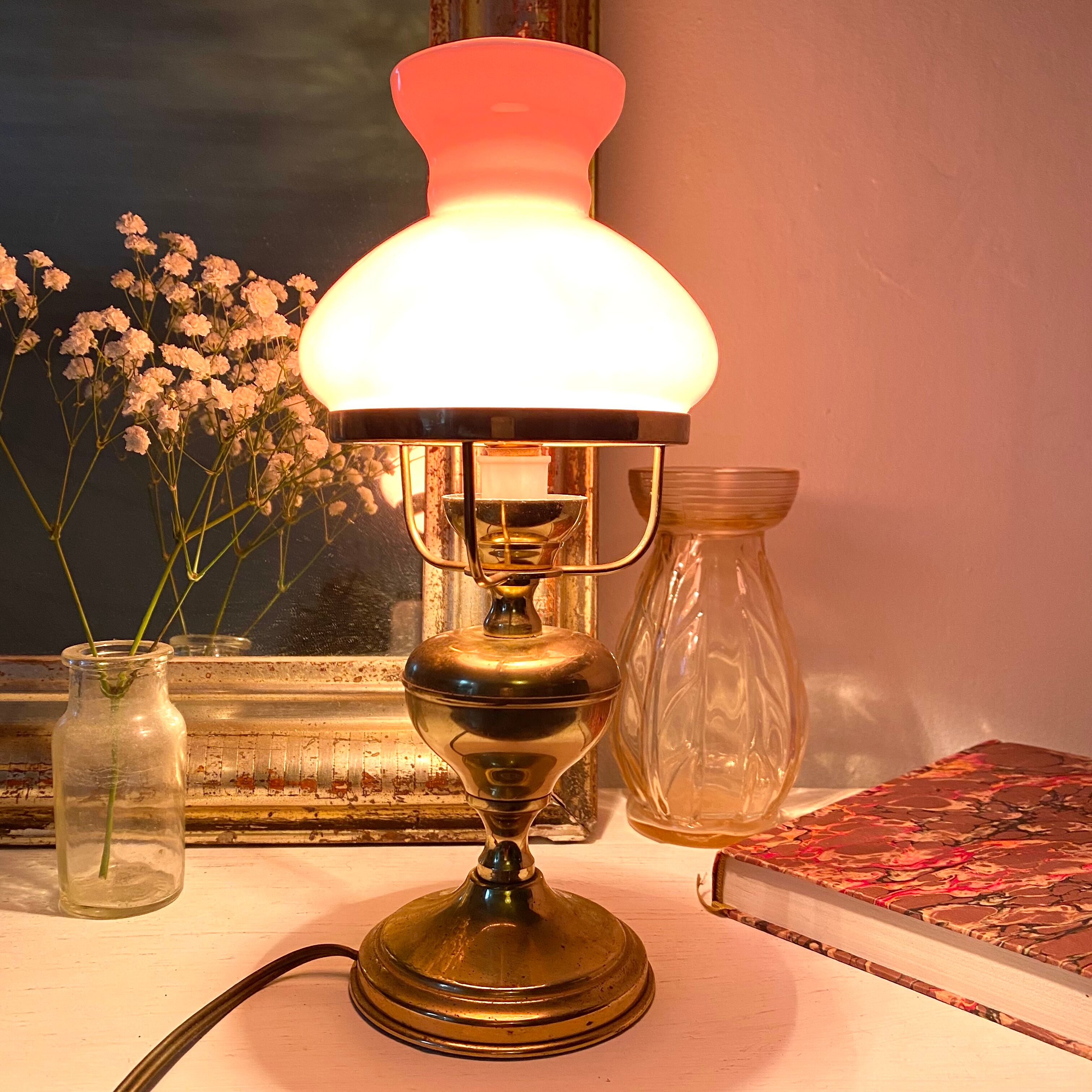 Lampe vintage rose et dorée