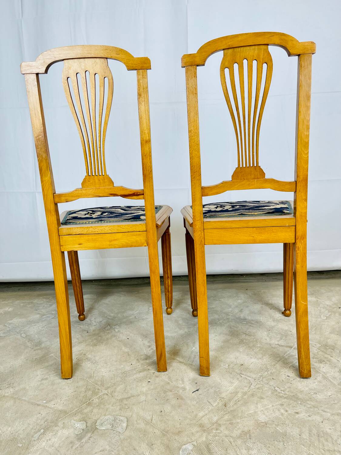 Dining room chairs